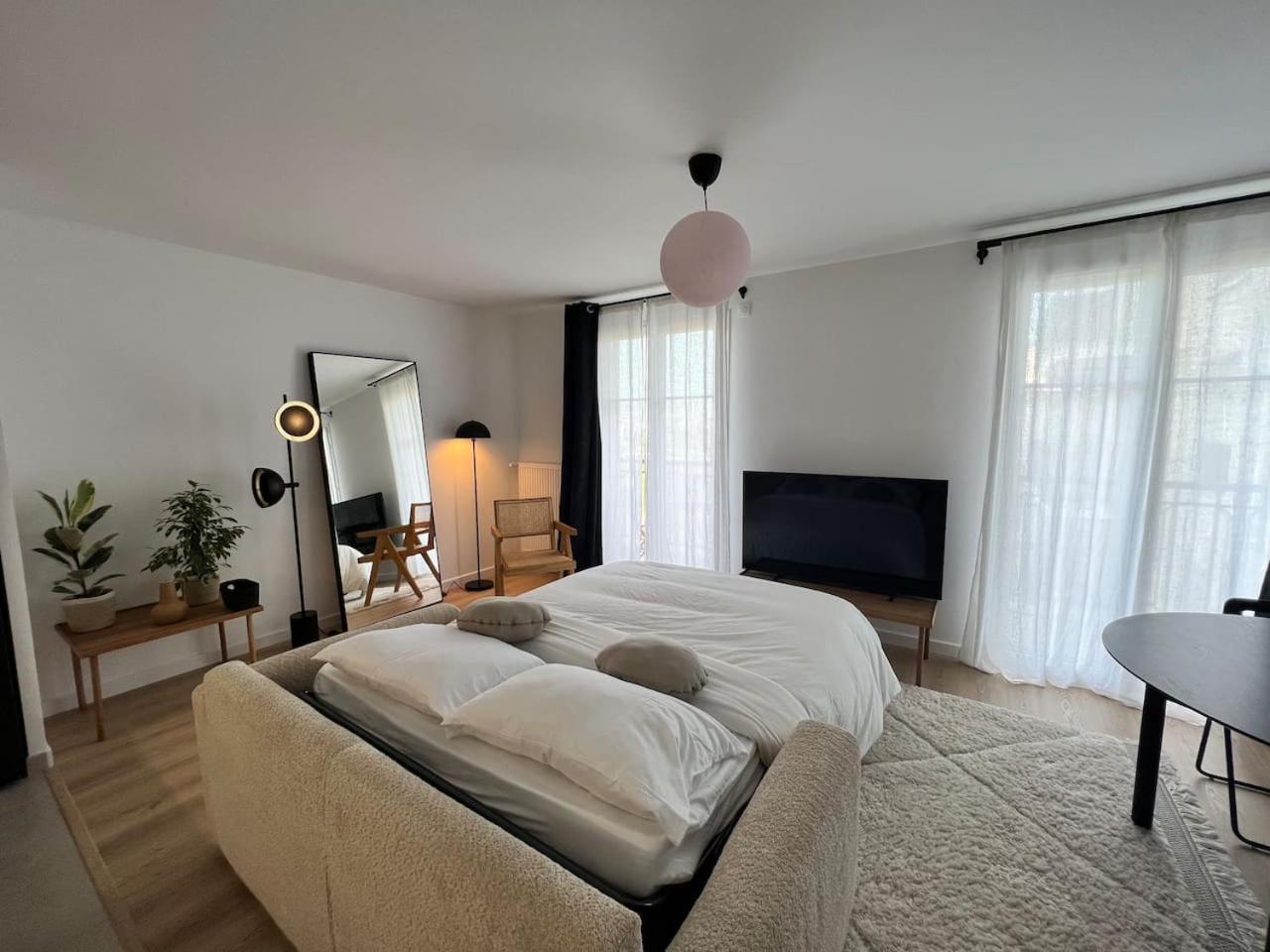 Disneyland Minimalist Lifestyle - 5 Pax Lejlighed Serris Eksteriør billede