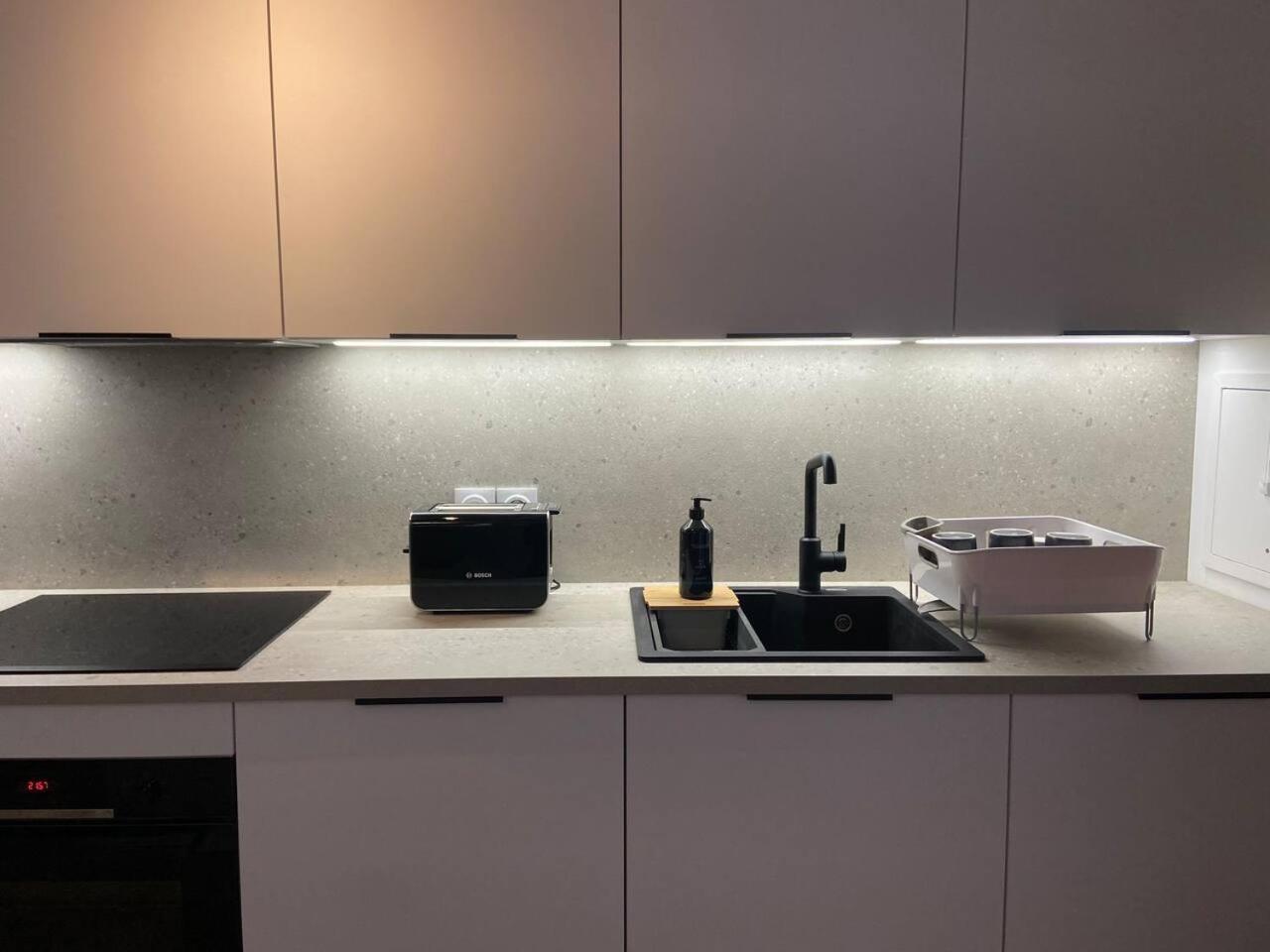 Disneyland Minimalist Lifestyle - 5 Pax Lejlighed Serris Eksteriør billede
